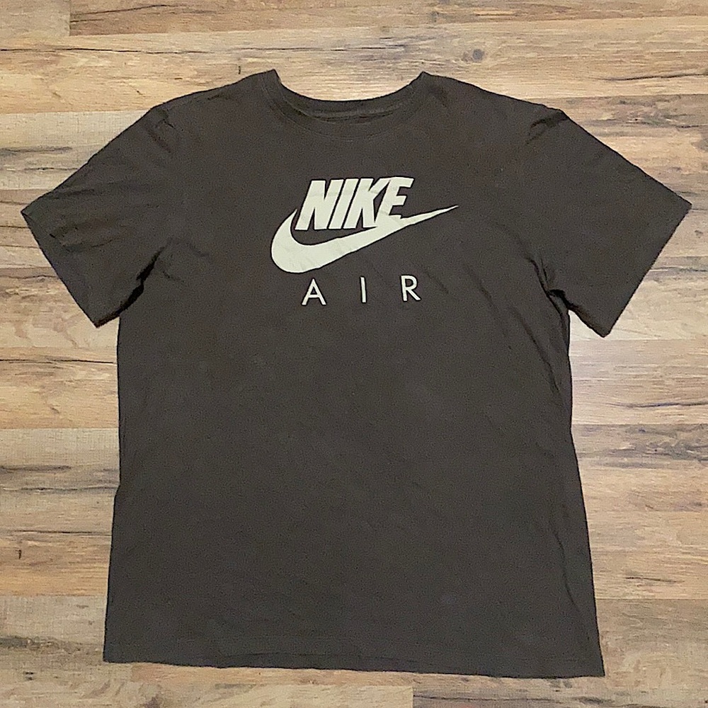 Nike Air short sleeve shirt